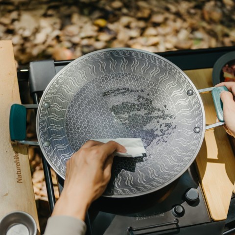 Сковорода з нержавіючої сталі з силіконовими ручками Naturehike CNK2550CF011, 34 х 34 см