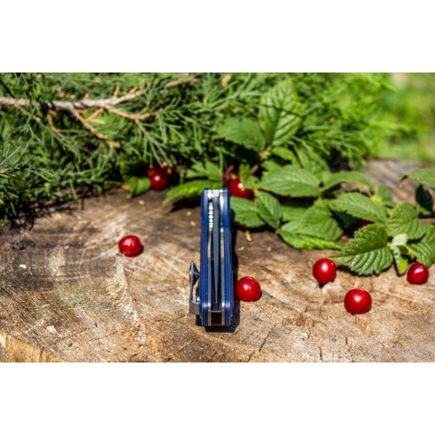 Ніж складаний туристичний Ruike Fang P105-Q, (9.2 см) 14C28N / G10 синій