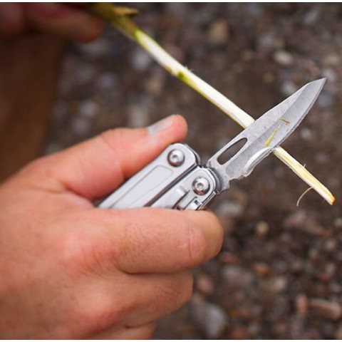 Мультитул Leatherman Sidekick карабін, картонна коробка (831438)