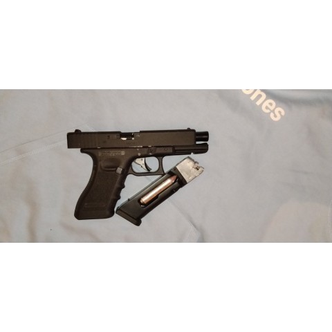 Пистолет пневматический Umarex Glock 17 Blowback бу