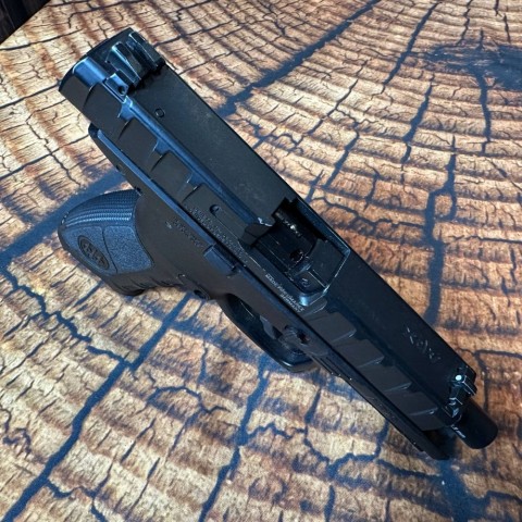 Umarex Beretta APX Blowback кал.4,5мм БУ