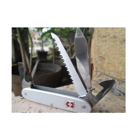 Ніж Victorinox Farmer 93мм,9функ,ріфл.срібл