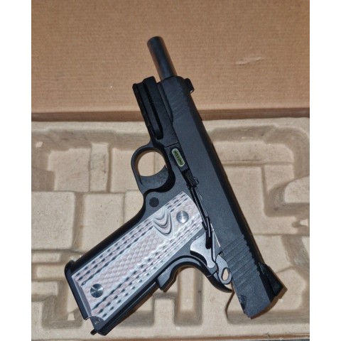 Пистолет страйкбольный Colt 1911 M45A1 WE бу