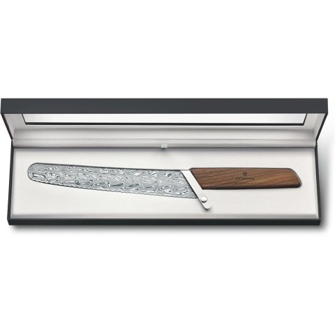 Кухонний ніж Victorinox Swiss Modern Bread&Pastry Damast 22см хвил. з горіх. ручкою (Lim.Ed. 1884)