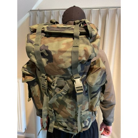 Рюкзак тактичний 65л Kampfrucksack камуфляж woodland