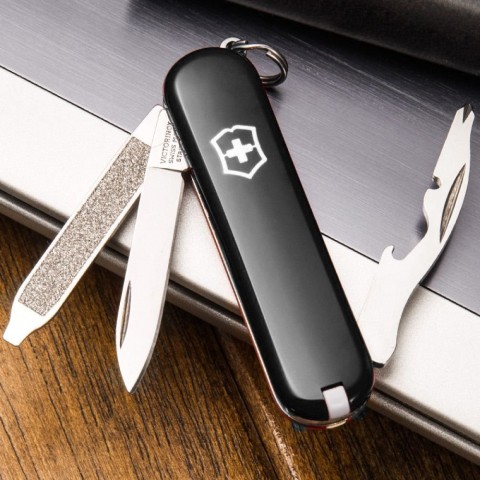 Ніж Victorinox Rally 58мм,9функ,чорн