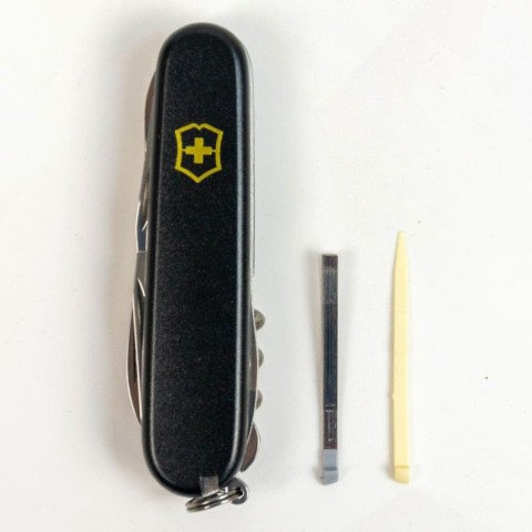 Ніж Victorinox Climber Mat 91мм,14функ,чорн мат,жовт.лого
