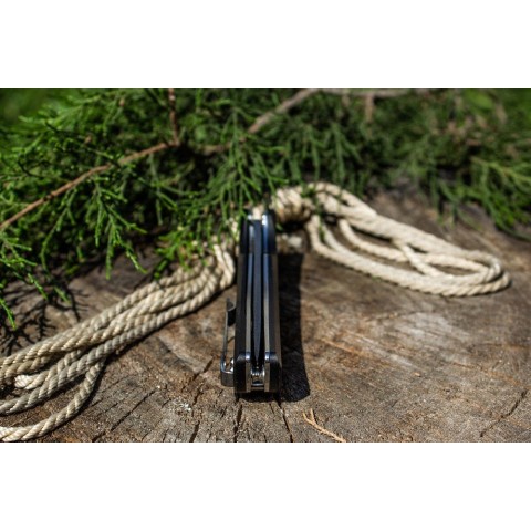 Ніж складаний туристичний Ruike Hussar P121-B, (9.2 см) 14C28N / G10 чорний