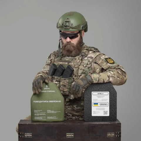 Керамічні бронеплити 5-го класу. Вага 3,38 кг.Розмір XL. Карбід кремнію