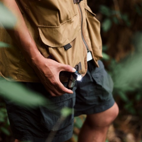 Ліхтар з кліпсою Naturehike CNK2450ZM013, чорно-сірий