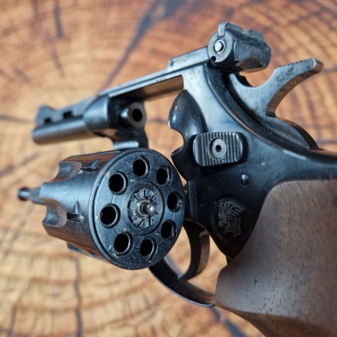 Револьвер Флобера Weihrauch Arminius HW 4