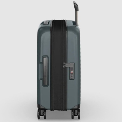 Валіза Victorinox AIROX Advanced Storm Маленька