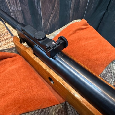 Пневматична гвинтiвка Crosman Storm XT Б/У