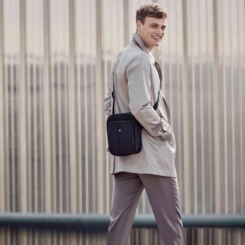 Чоловіча сумка Victorinox Travel TRAVEL ACCESSORIES 5.0/Black