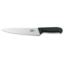 Нож кухонный разделочный Victorinox Fibrox 19 см, серрейтор, черный