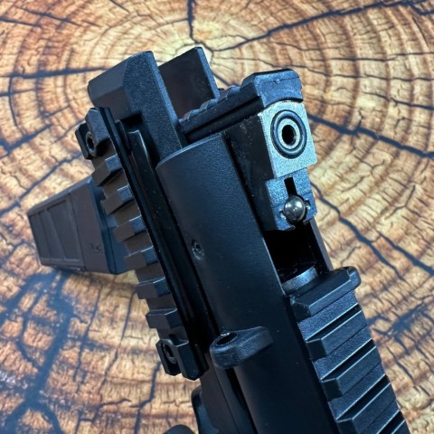 Пневматический пистолет Umarex Heckler & Kosh MP7A1SD б/у