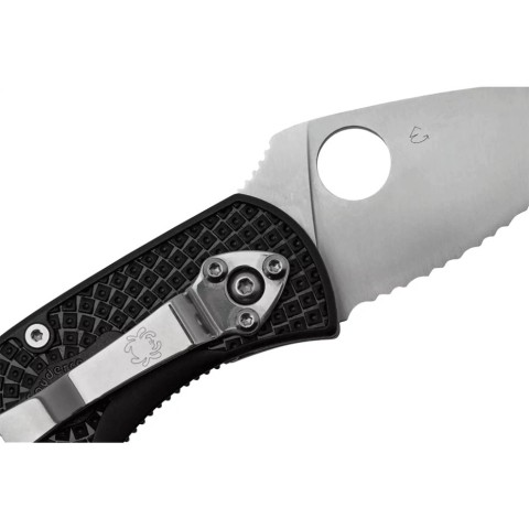 Ніж Spyderco Ambitious, serrated black (C148SBK)