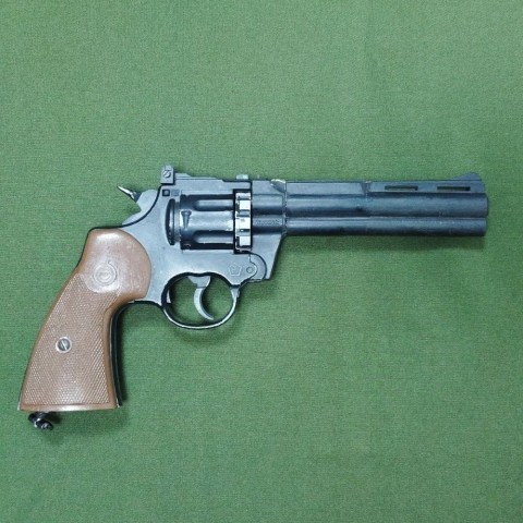 Пневматичний револьвер Crosman 357 бу