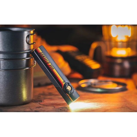 Фонарь Olight Arkfeld Pro Class 1 CW Racing Stripes