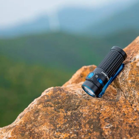 Ліхтар Olight Baton 4 Premium Black