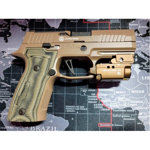 Фонарь с ЛЦУ Olight Baldr Mini Green Laser Desert Tan