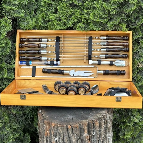 Подарунковий Набір шампурів Магнат ручної роботи Світлий кейс