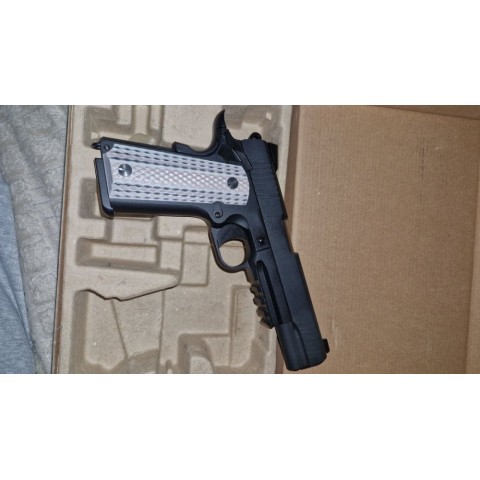 Пистолет страйкбольный Colt 1911 M45A1 WE бу