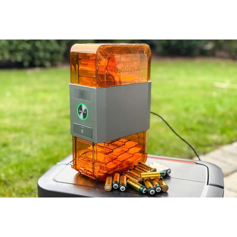 Зарядний пристрій Olight Ostation X AA Amber