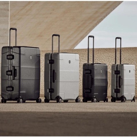 Валіза Victorinox LEXICON Framed/Black Велика