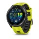 Смарт-часы Garmin Forerunner 965 с карбоново-серым титановым безелем, черным корпусом и желтым/черным силиконовым ремешком