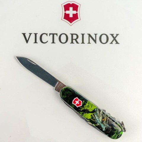Нож Victorinox Swiss Army Huntsman Zodiac Зеленый деревянный дракон