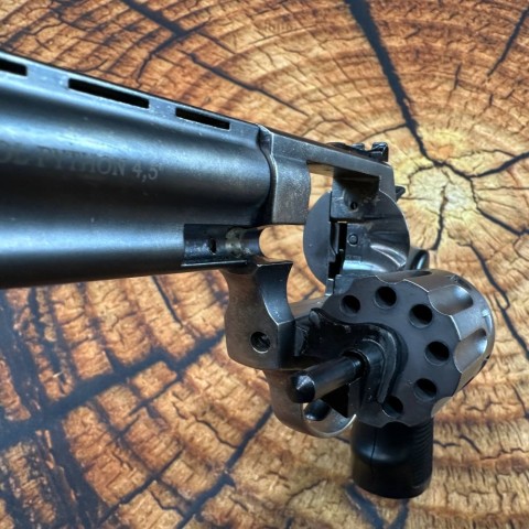 Револьвер Флобера Ekol Python 4.5