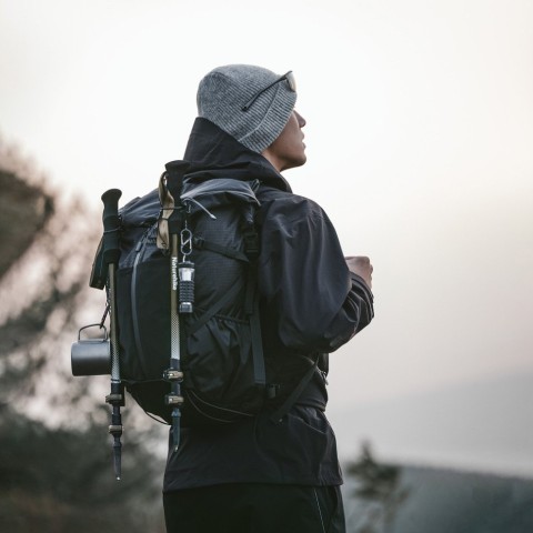 Рюкзак туристичний Naturehike Helium CNK2300016, 30+5 л, коричневий