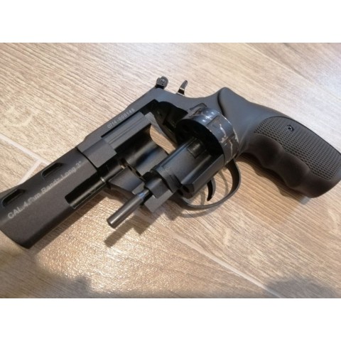 Револьвер Флобера Streamer R2 бу