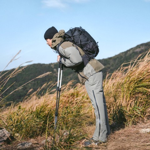 Трекінгова палиця 3-секційна Naturehike ST06 NH17D006-D, 66-135 см, зелена