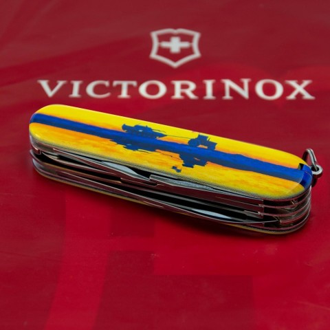 Ніж Huntsman Ukraine 91мм/15функ /Марка з трактором