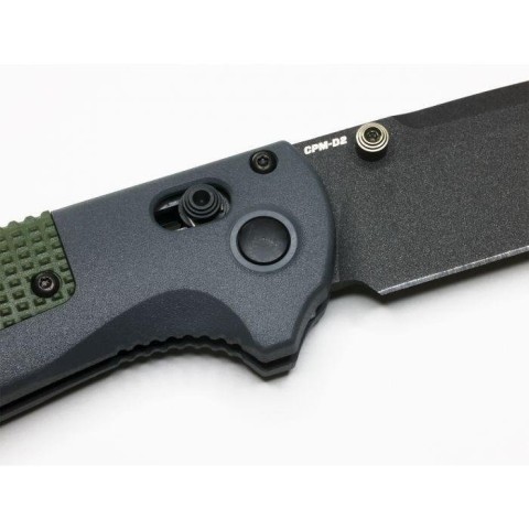 Ніж Benchmade 