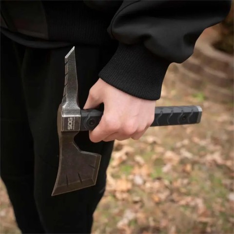 Топор SOG War Fighter Axe