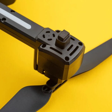 Квадрокоптер OTAMANKO Flying Couguar Black с дополнительным аккумулятором