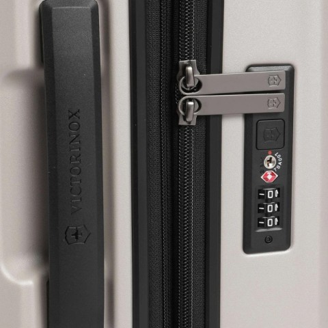Валіза Victorinox AIROX Advanced Stone White Велика