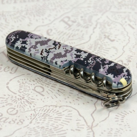 Складаний ніж Victorinox CLIMBER ARMY Піксель синій 1.3703.3.W3942p