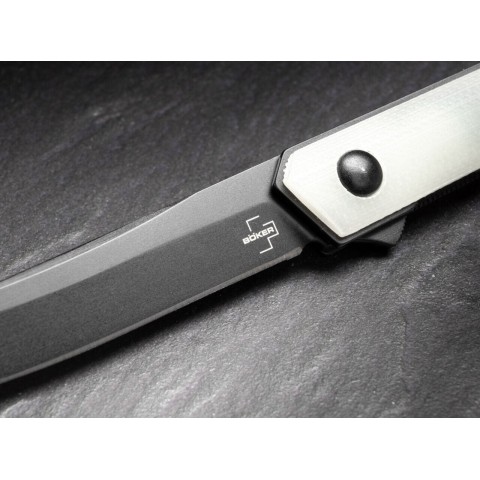 ж Boker Plus 