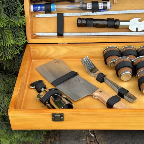 Подарунковий Набір шампурів Магнат ручної роботи Світлий кейс