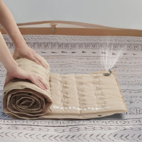 Матрац туристичний із подушкою, самонадувний двомісний Naturehike CNK2550WS025, вологостійкий, 200х130х6 см, бежевий