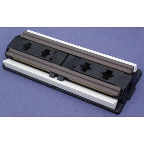 Точильна система Spyderco Triangle Sharpmaker (204MF)