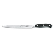 Нож кухонный Victorinox закалённая сталь