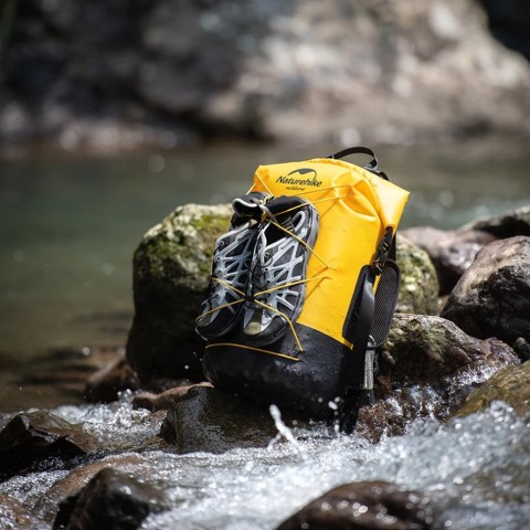 Рюкзак водонепроникний Naturehike NH21FSB04, 40л, жовтий