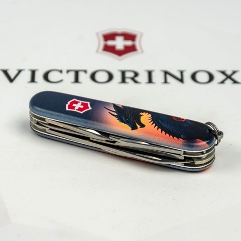 Ніж Victorinox Climber Zodiac 91мм,14функ ,Дракон в променях сонця
