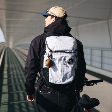 Рюкзак туристичний Naturehike Helium CNK2300BB017, 25 л, чорний