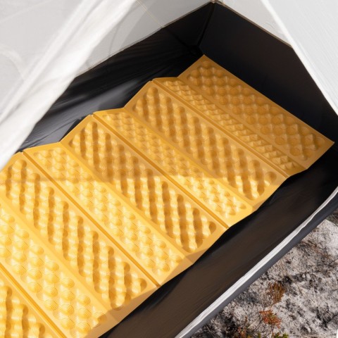 Килимок складний IXPE Naturehike CNK2550WS030, алюмінієва плівка, 18 мм, медово-золотий